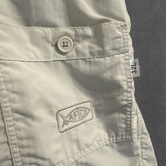 AFTCO Bluewater Cargo Nylon Fishing Shorts Size 32 Tan Ivory Elastic Waist 7” - Picture 4 of 11